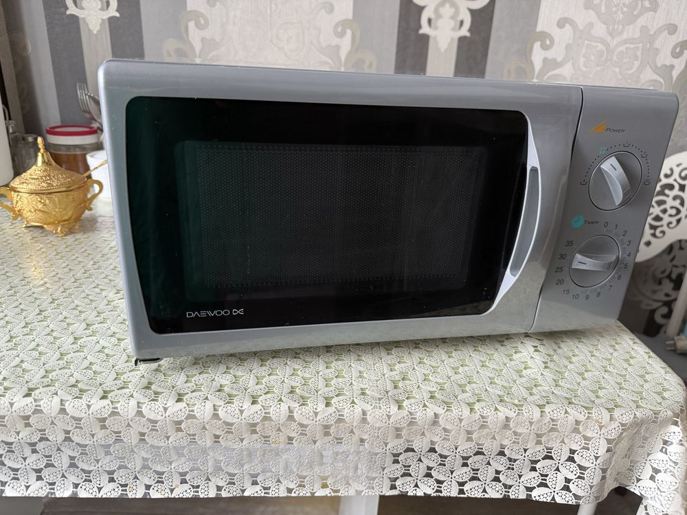 Микроволновка DAEWOO