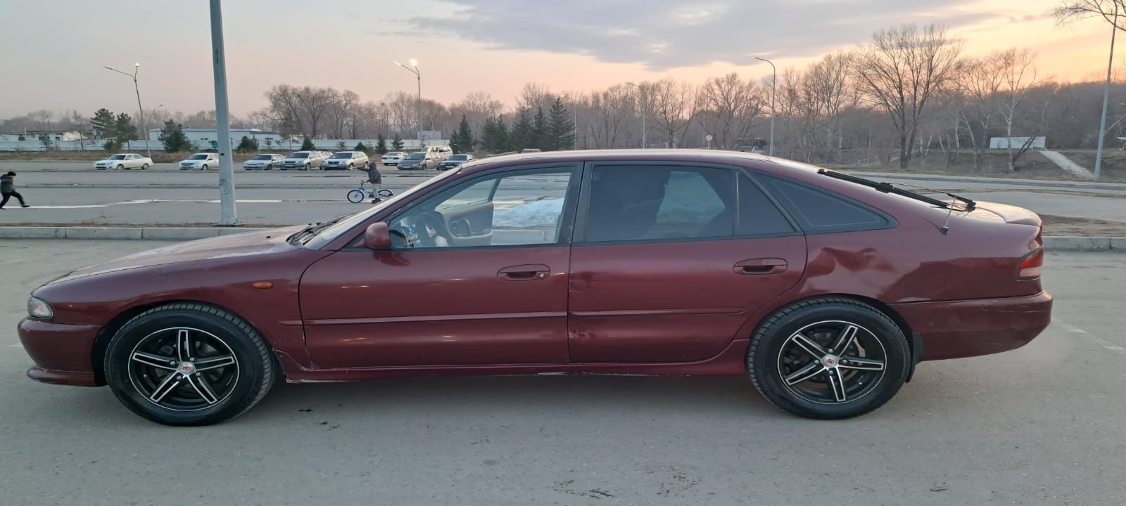 Продам автомобиль Mitsubishi Galant