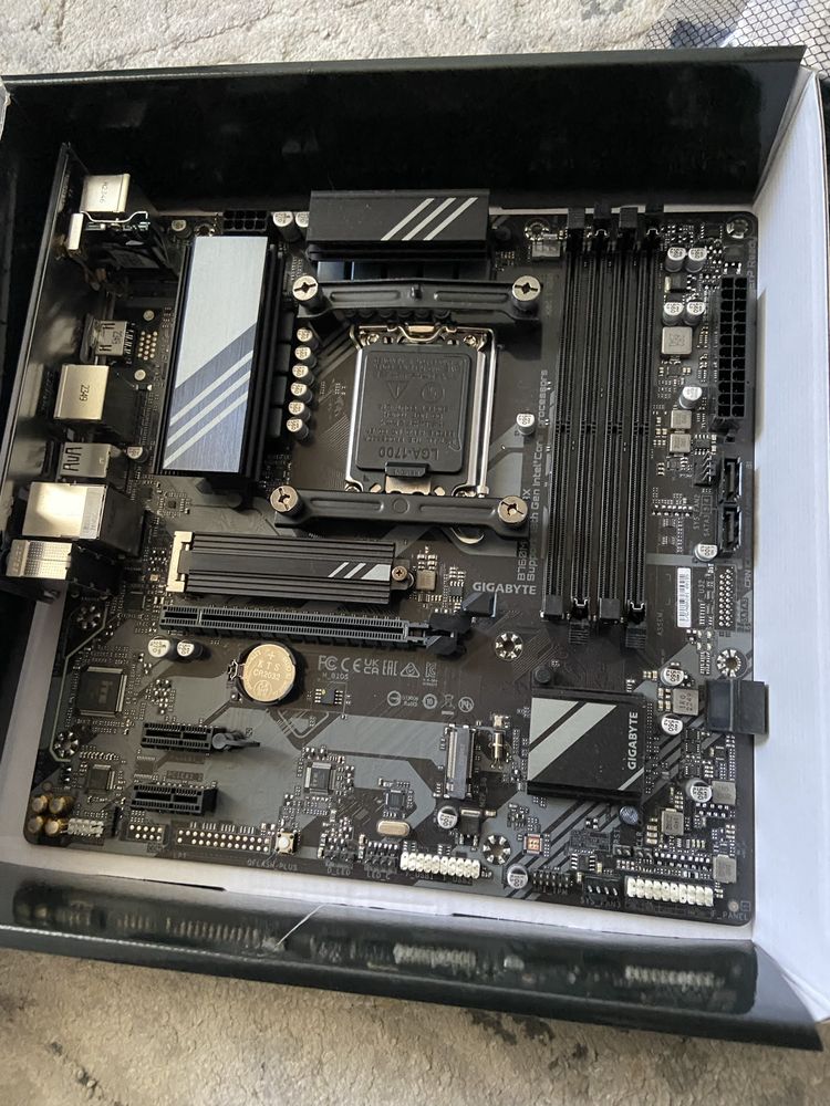 B760M ds3h ax DDR5