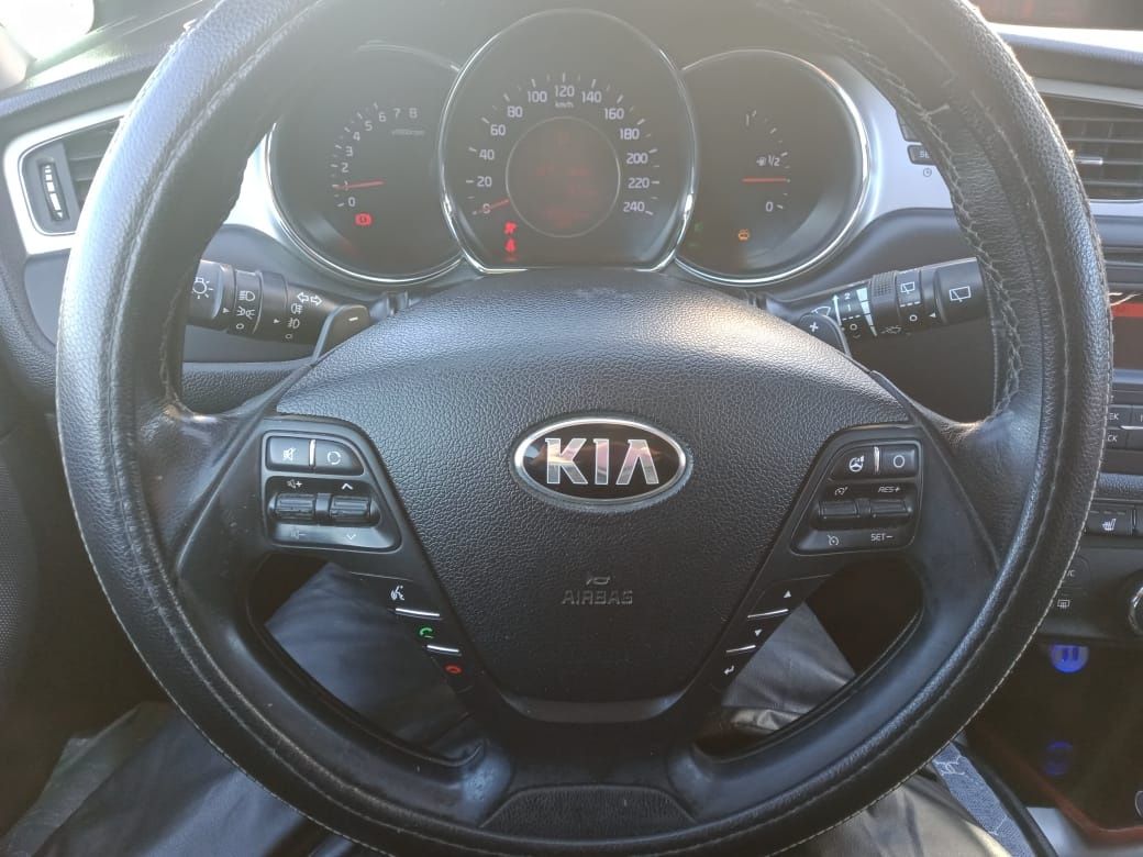 Kia ceed  2014 г/в