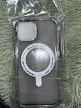 Продам чехол с MagSafe на айфон 13