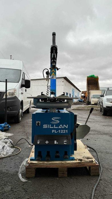 УЦЕНКА Шиномонтажный станок Sillan PL-1221