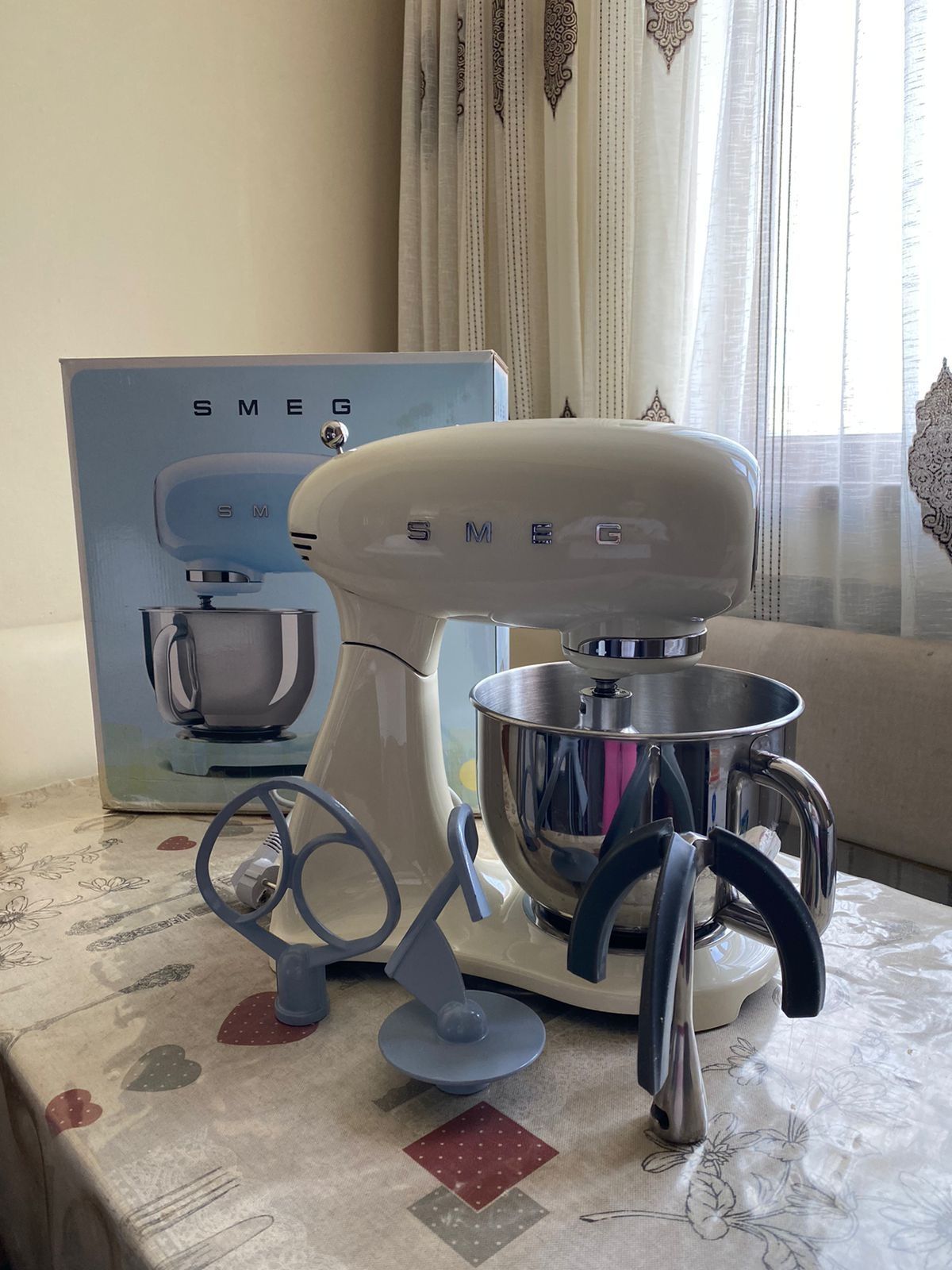 Smeg планетарный миксер