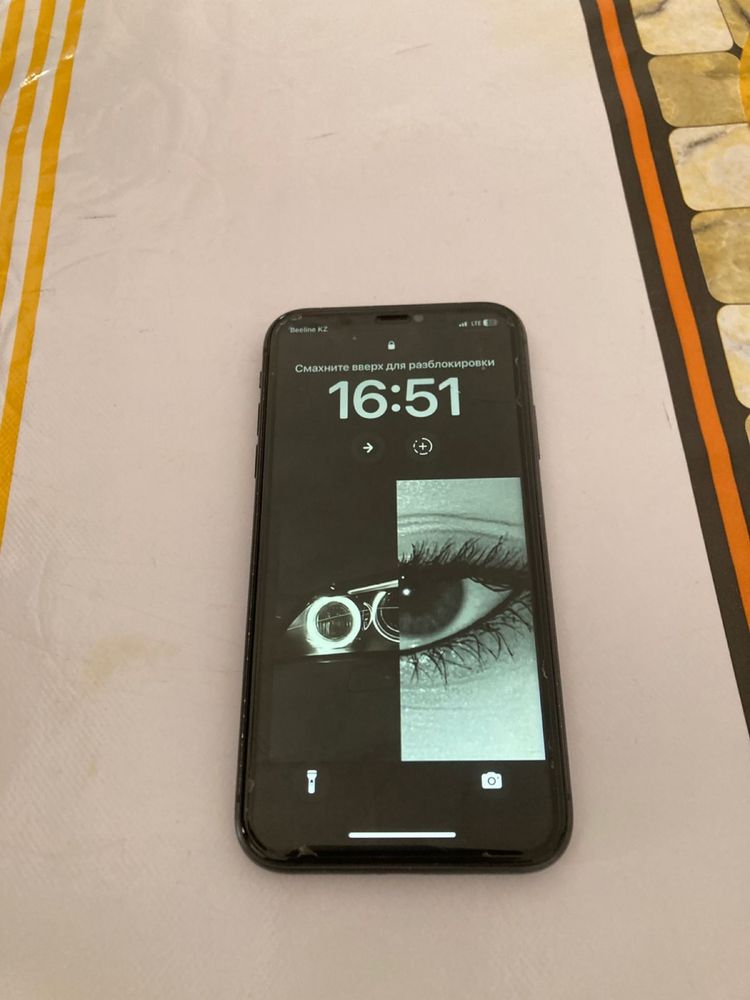 продам айфон 11