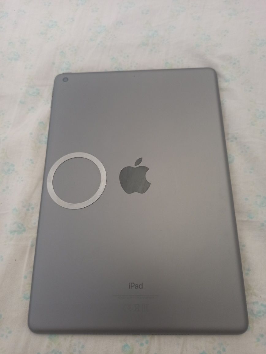 Продаётся Ipad 9-поколения 2021года 10.2