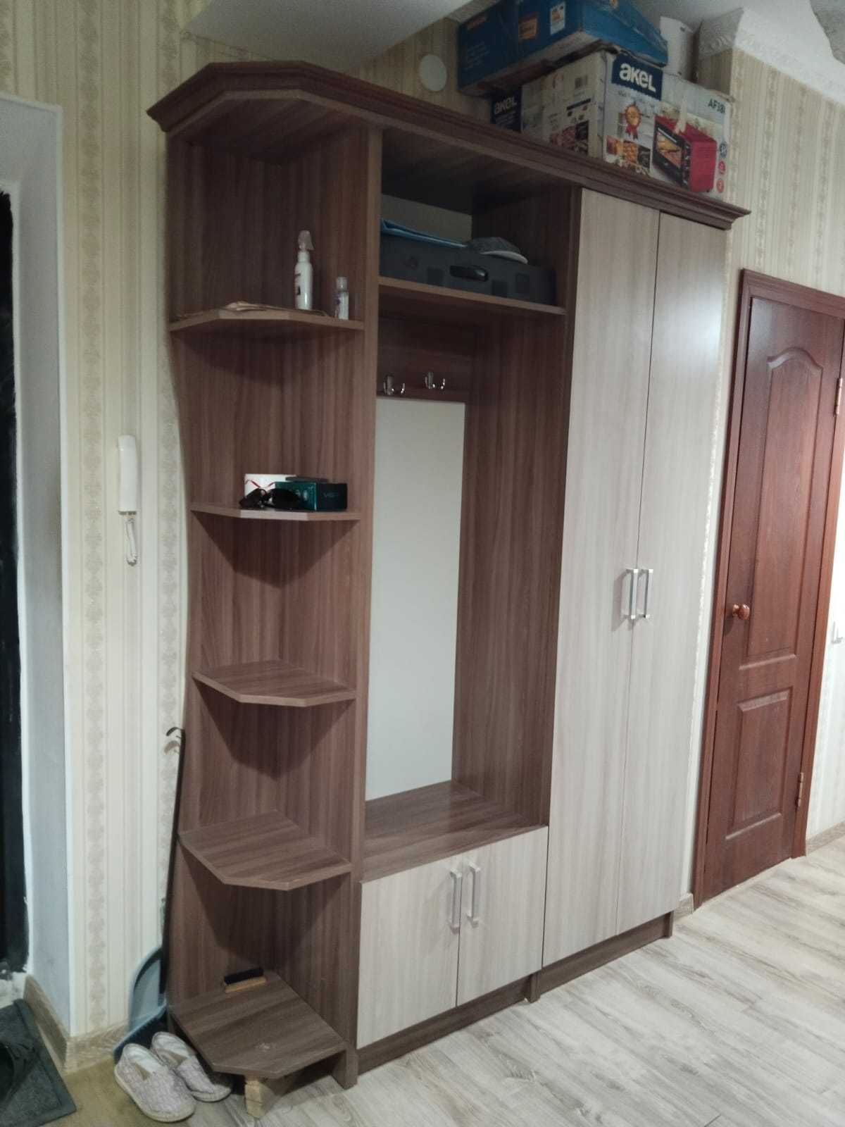 срочно продается прихожка