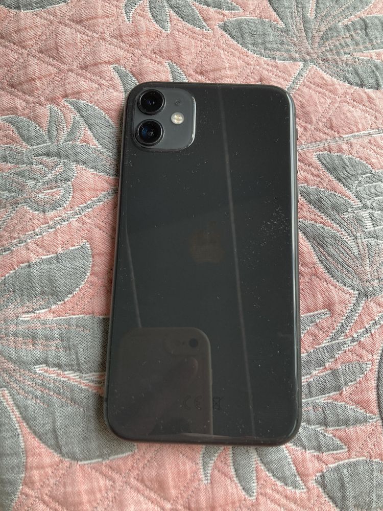 Продам iPhone 11 128gb