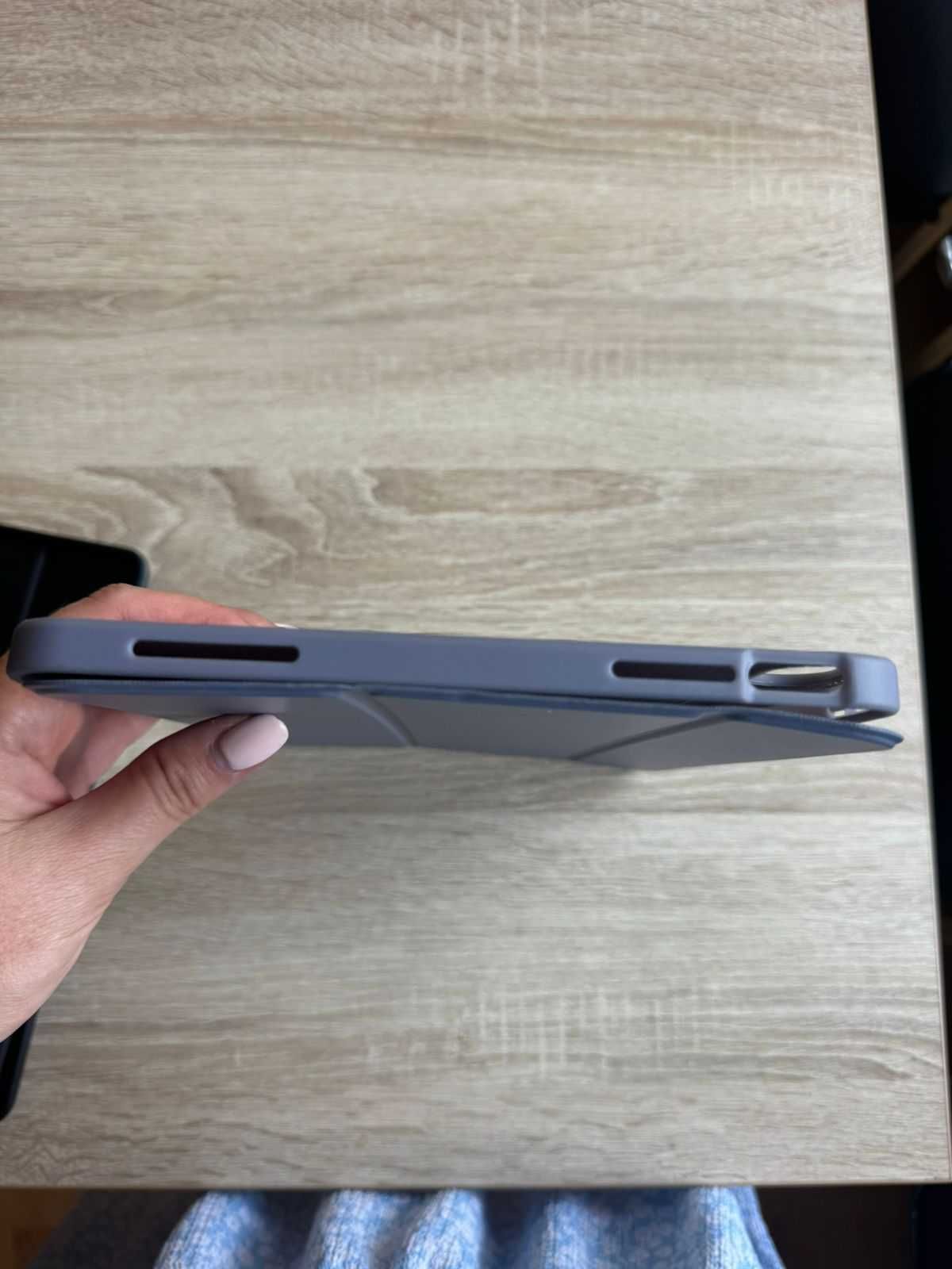 Чехол на IPAD 5 9,7(2017) и 6 9,7 (2018) и чехол на планшет