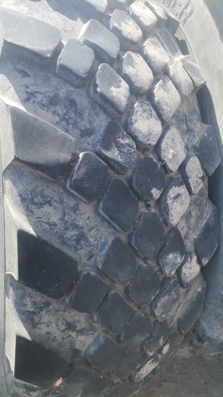 Шины 425/85 r21 б.у.