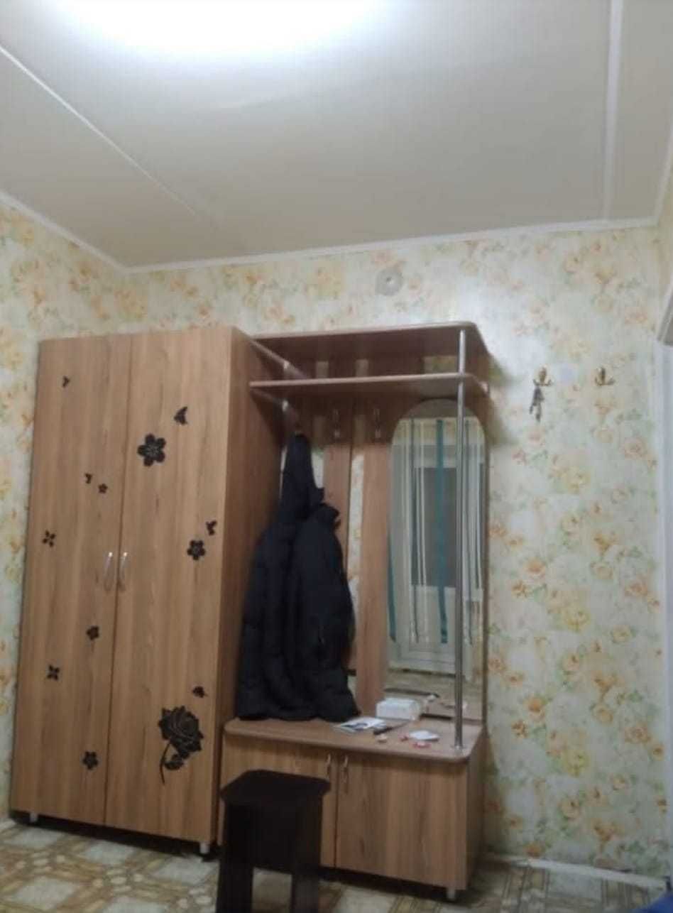 продается 1ком малосемейка 2/5 этаж