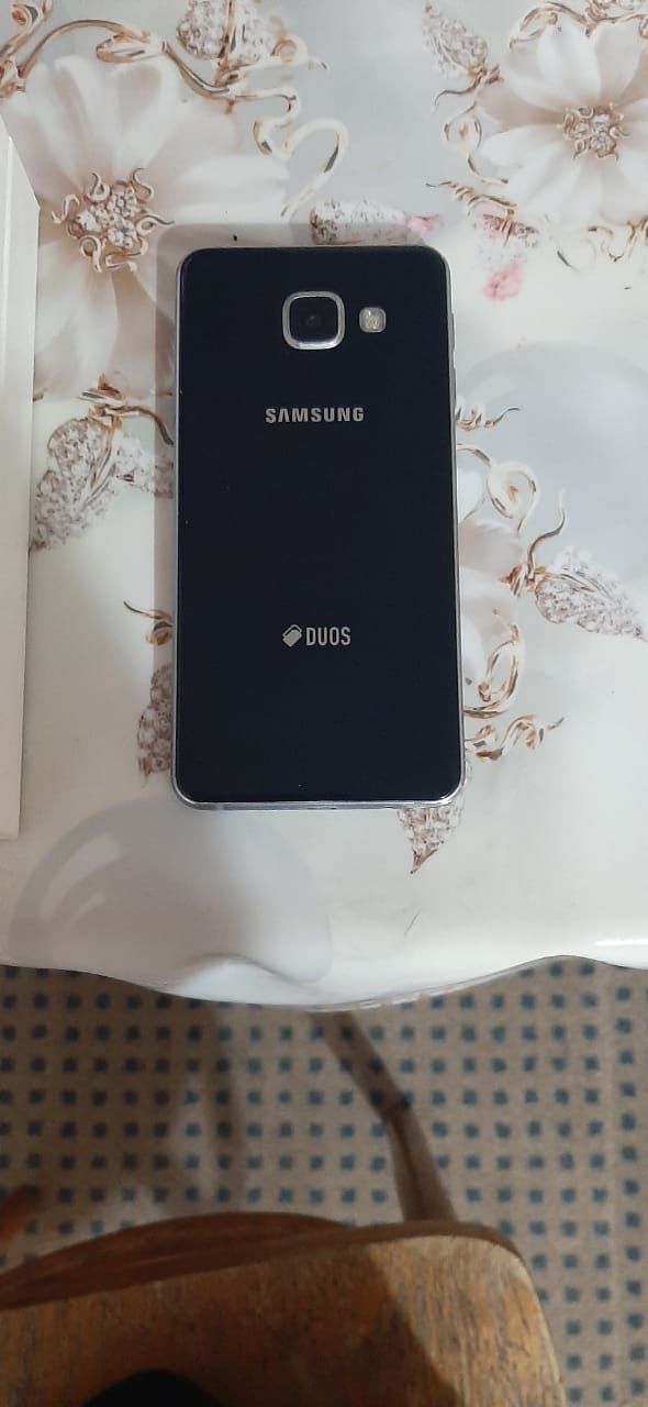 Продам Samsung a310f (2016)