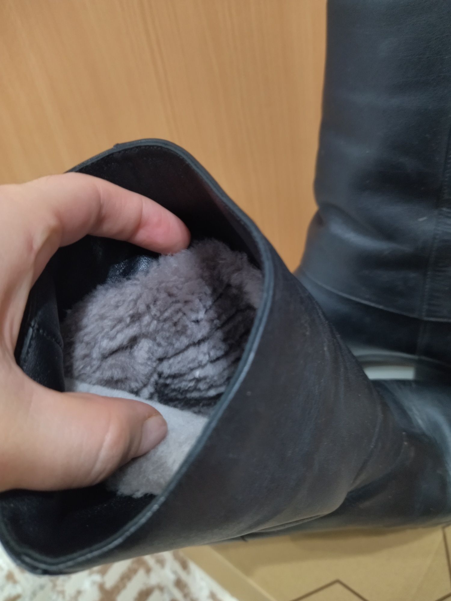 Продаются зимние сапоги