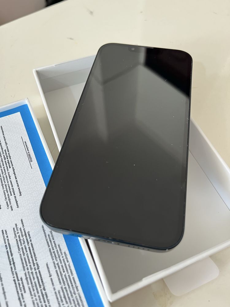Продам iPhone13