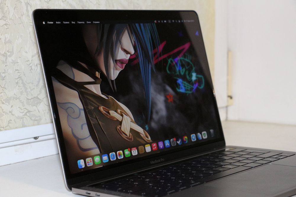 Macbook pro 13”