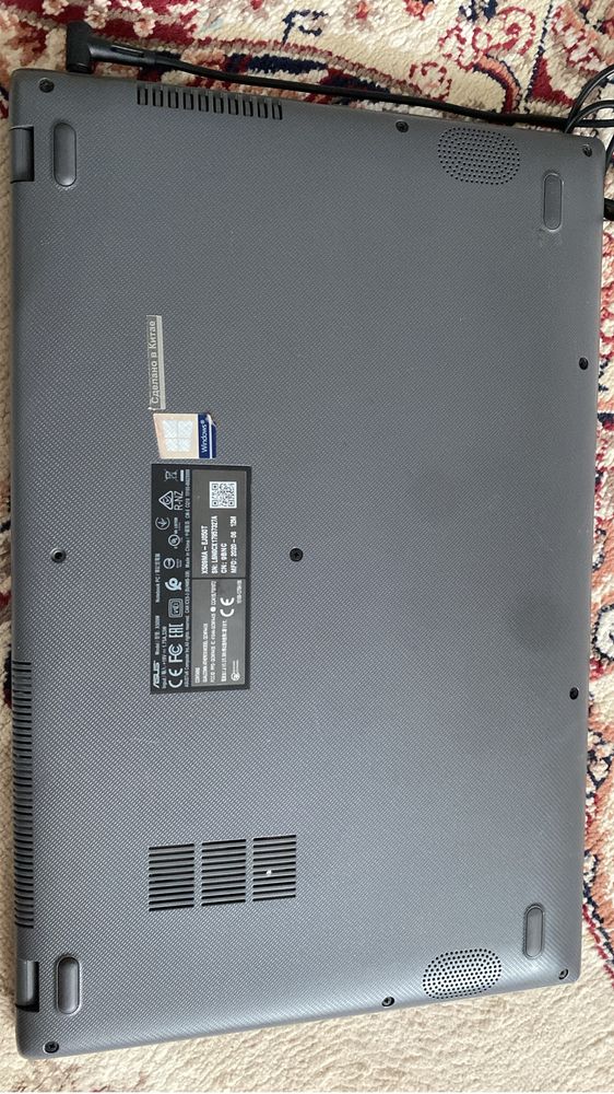 Ноутбук    ASUS