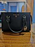 Продам женскую сумку Michael Kors