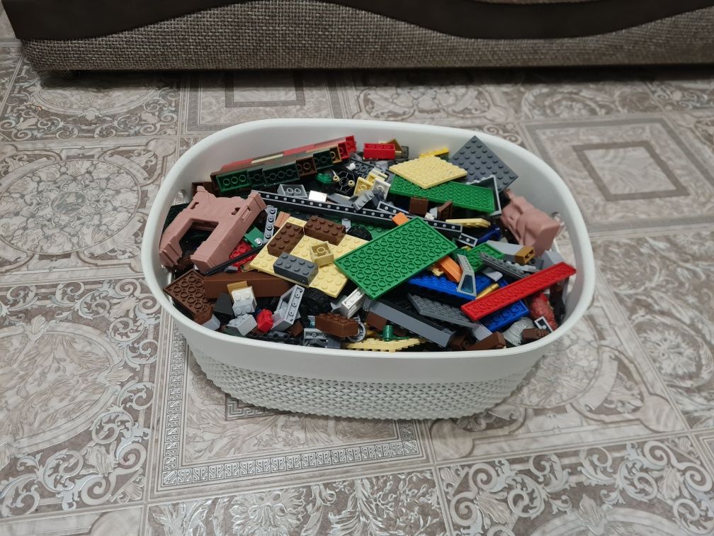 Продам детский конструктор
