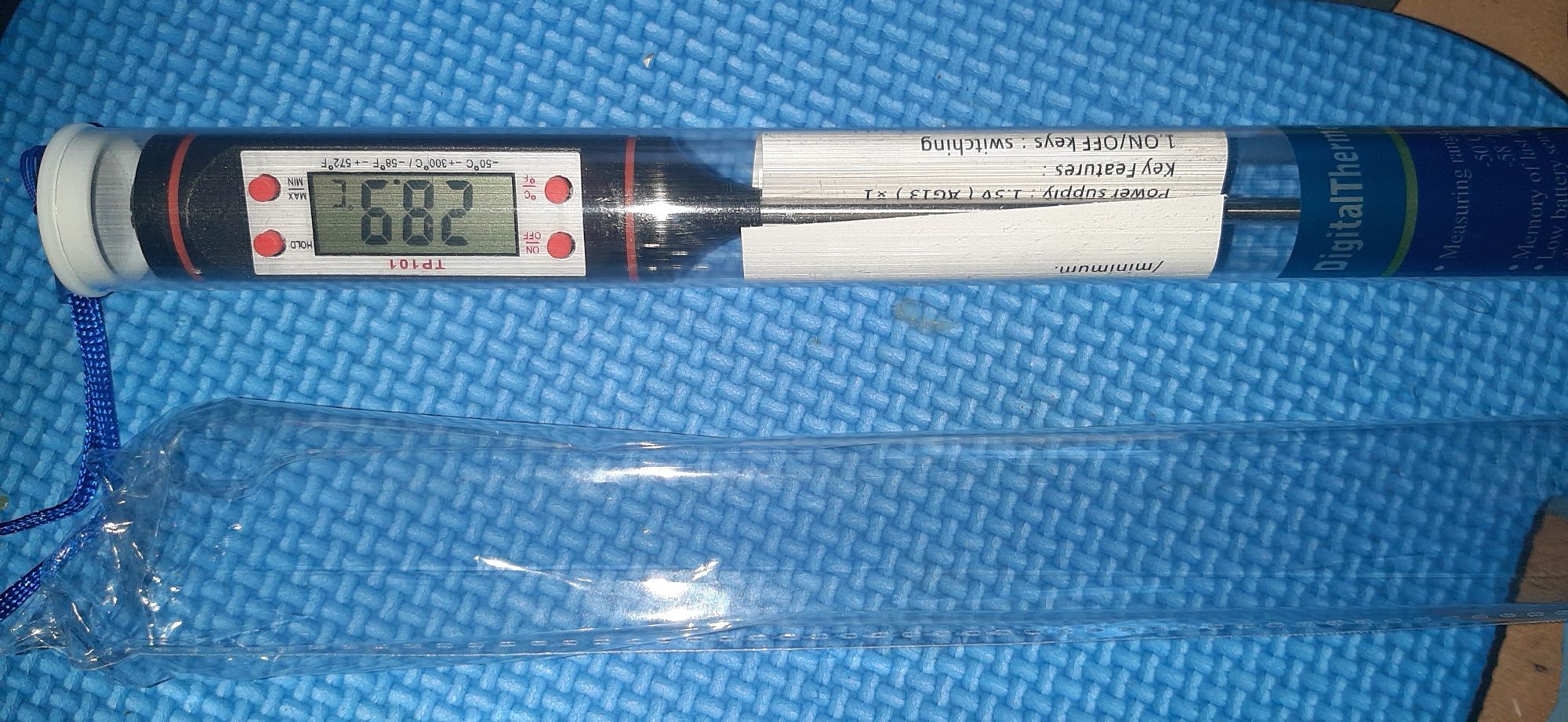 Градусник, влагомер,электронный есть 12 V