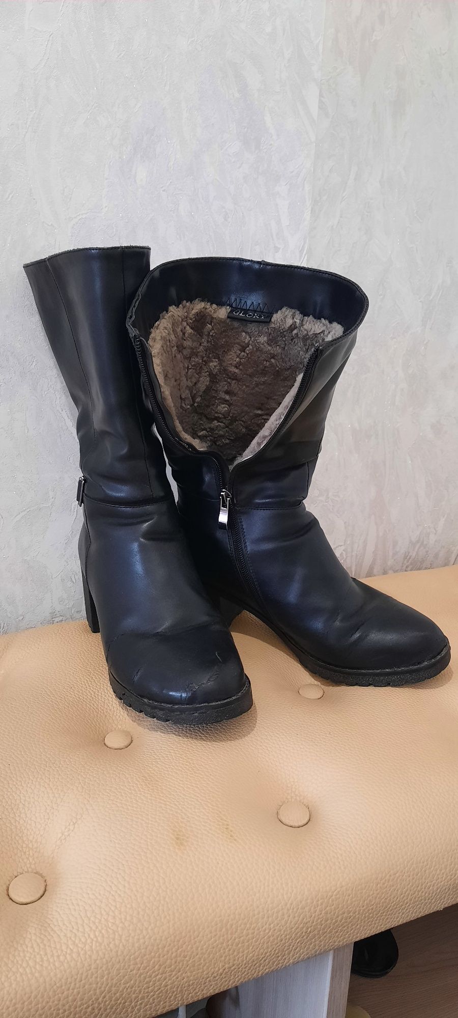 СРОЧНО! Полка для обуви + 7 пар обуви и мн.др!