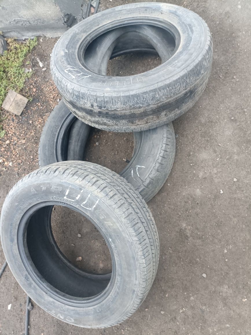 Шины 195/70 r 15 C.