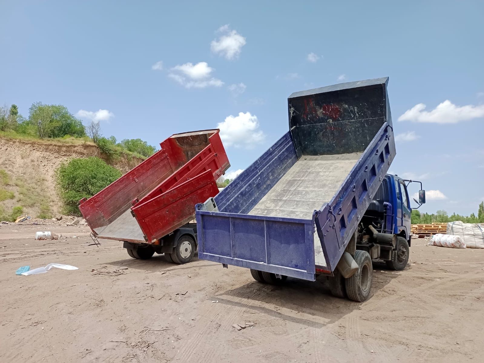 Вывоз Мусора. Доставка щебень,отцев, Сникерс,песок, сыпучие груз 5 тон