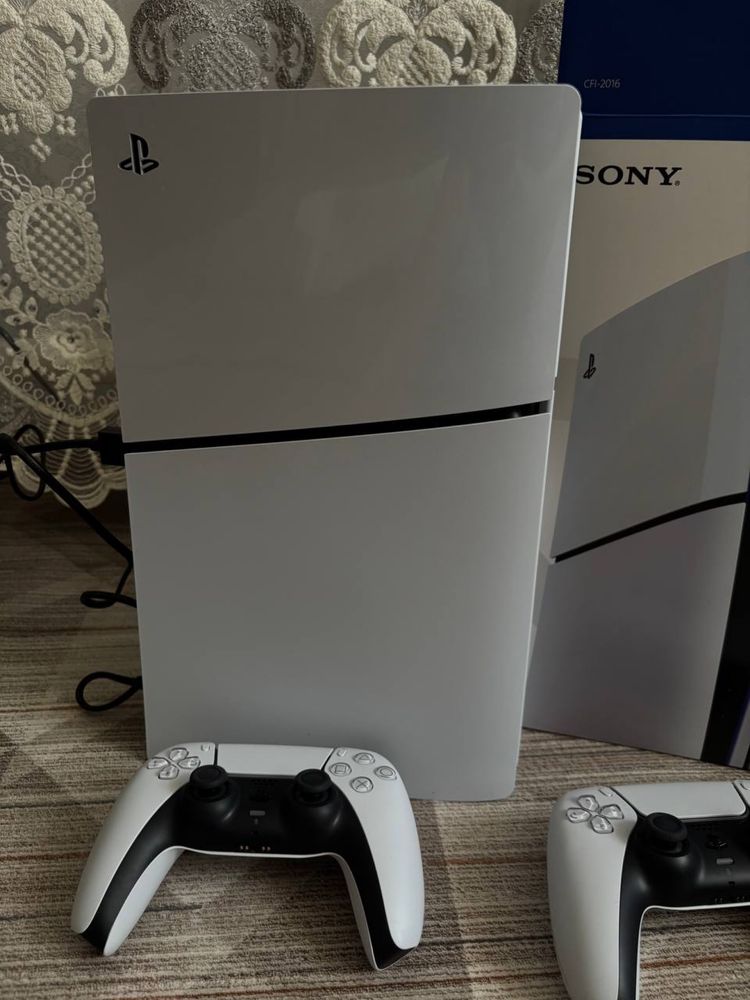 Ps5 полный комлпект с играми, без дисков, брал онлайн, все скачено