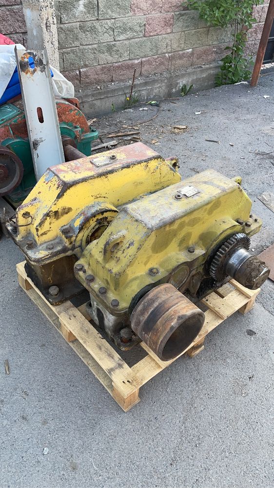 Редуктор ц2у 250 ц2у 100 ц2у 125 ц2у 160 рм 250 рцд 250 червячные