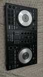 Pioneer DDJ-SB3 диджейский контроллер