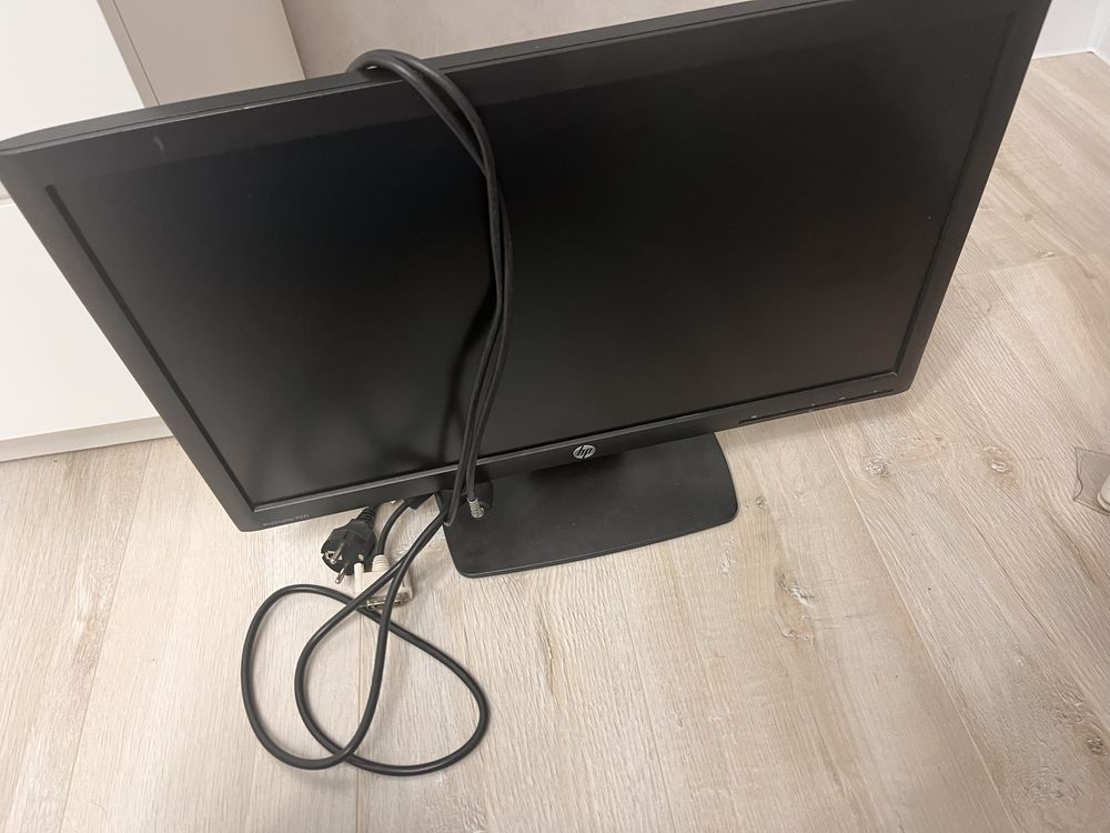 Монитор обычный HP