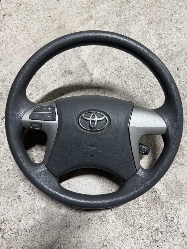 Руль на Camry 40. Американец