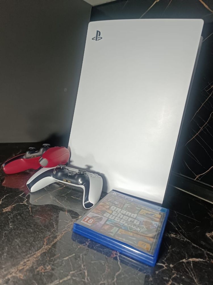 Sony Playstation 5/ диск/ 2 джойстика