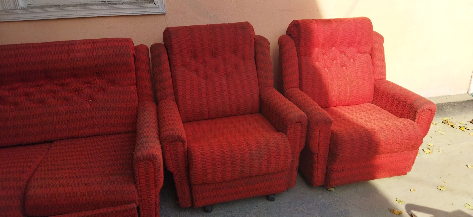 Продам тройку диван кровать