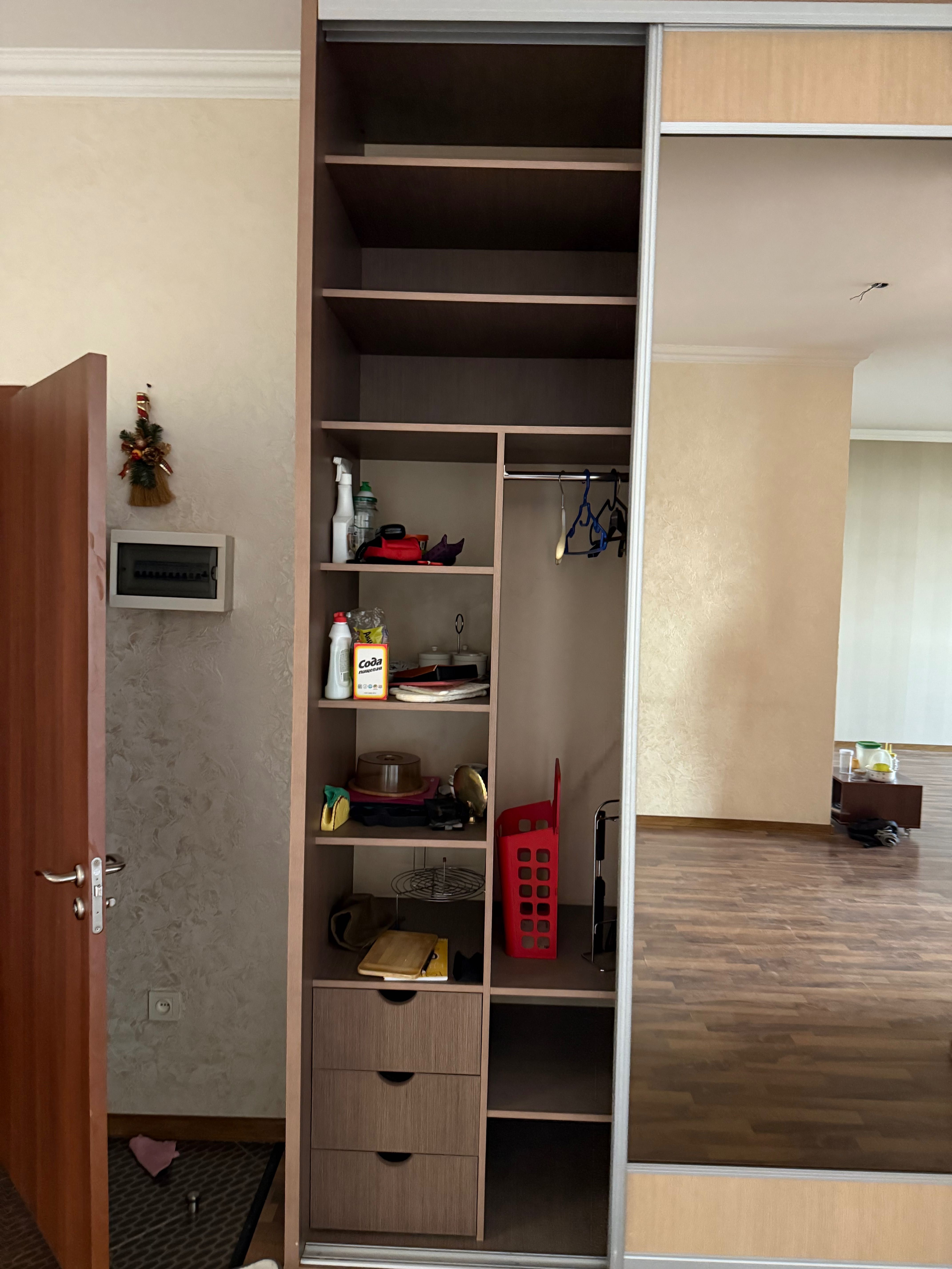 Продам шкаф б/у в отличном состоянии
