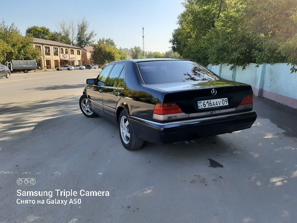 Продаю мерседес 140
