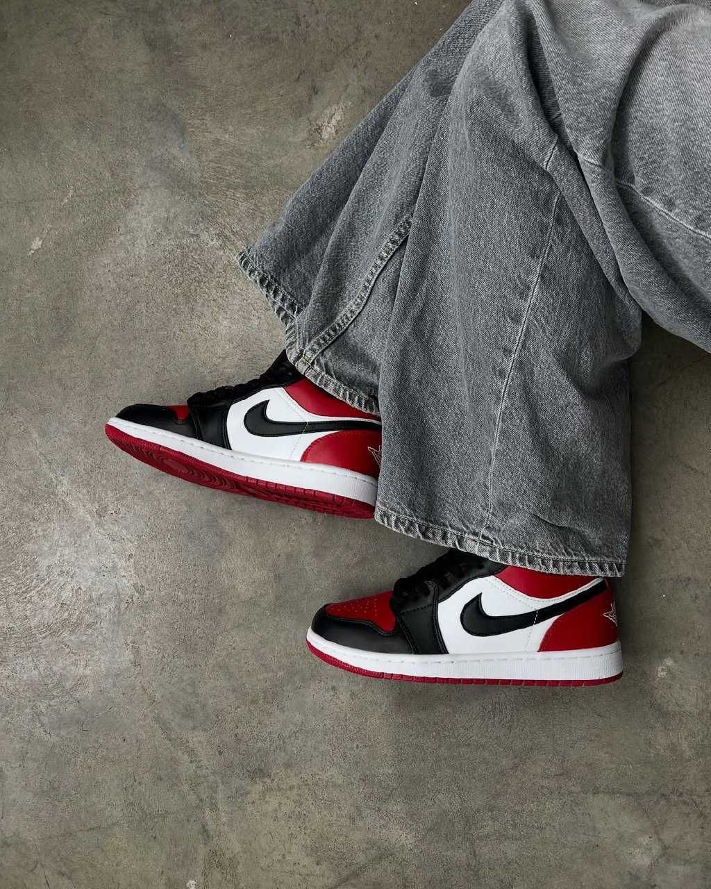 Air Jordan 1 Red