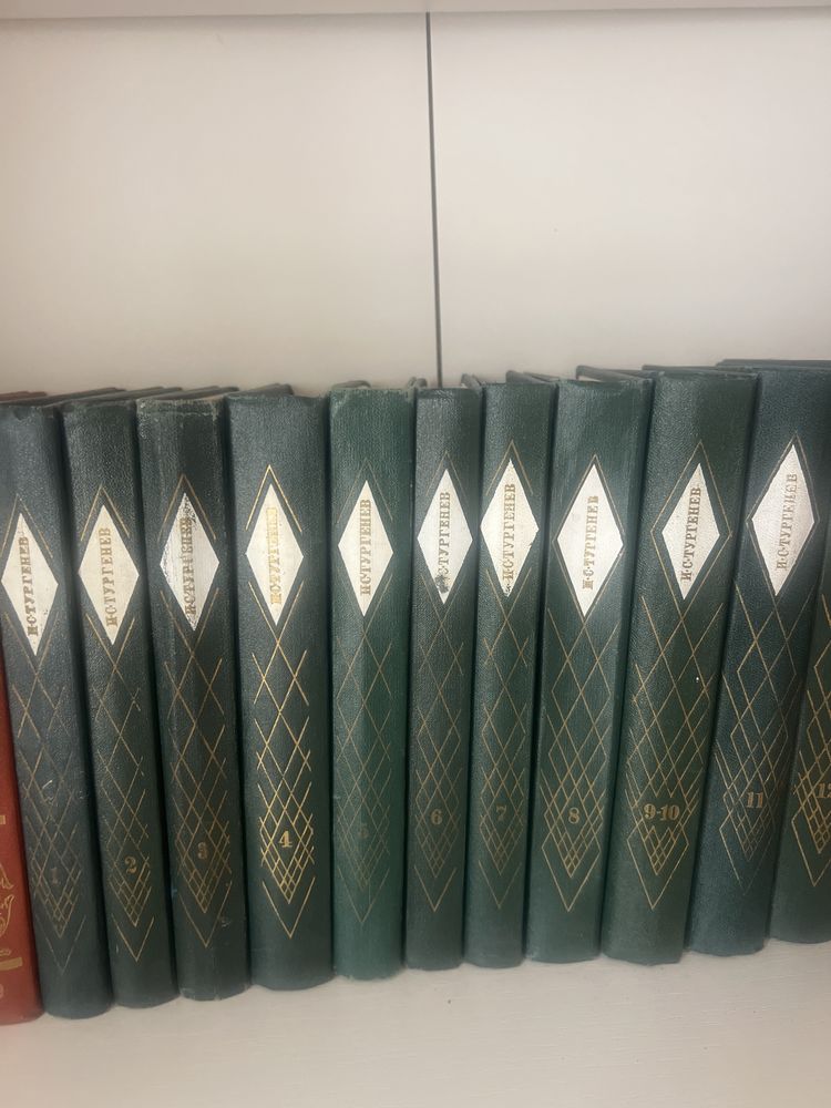 Продам коллекции книг в отличном состоянии
