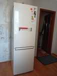 Продам холодильник LG
