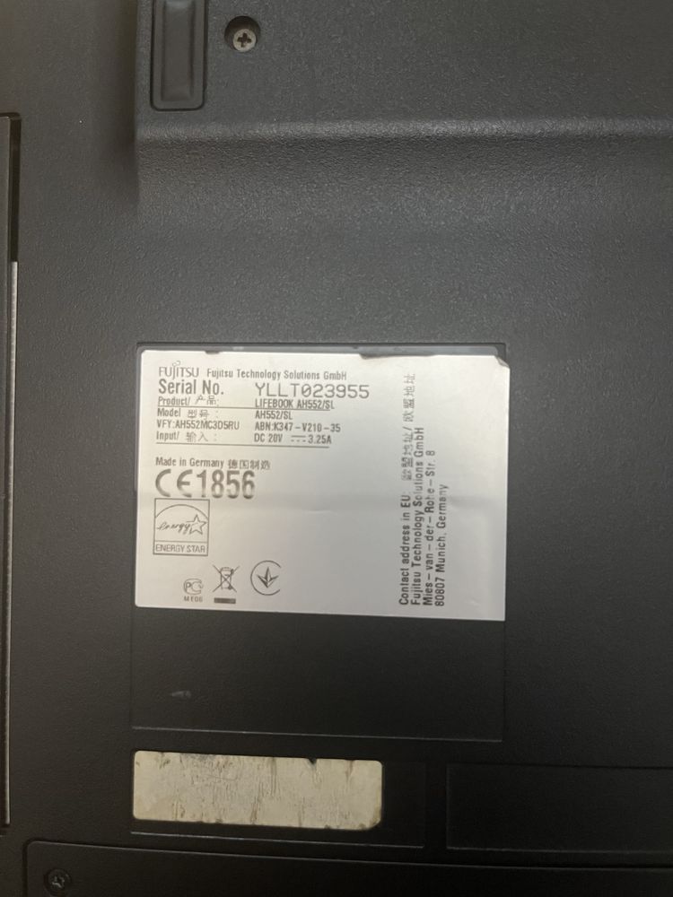 Fujitsu ноутбук