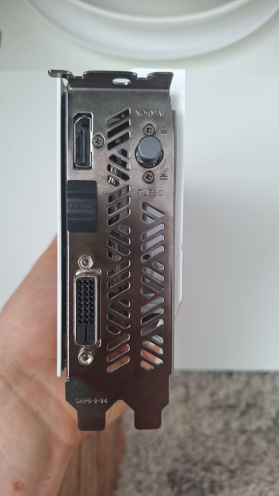 GeForce rtx 3050 ultra 8 gb oc