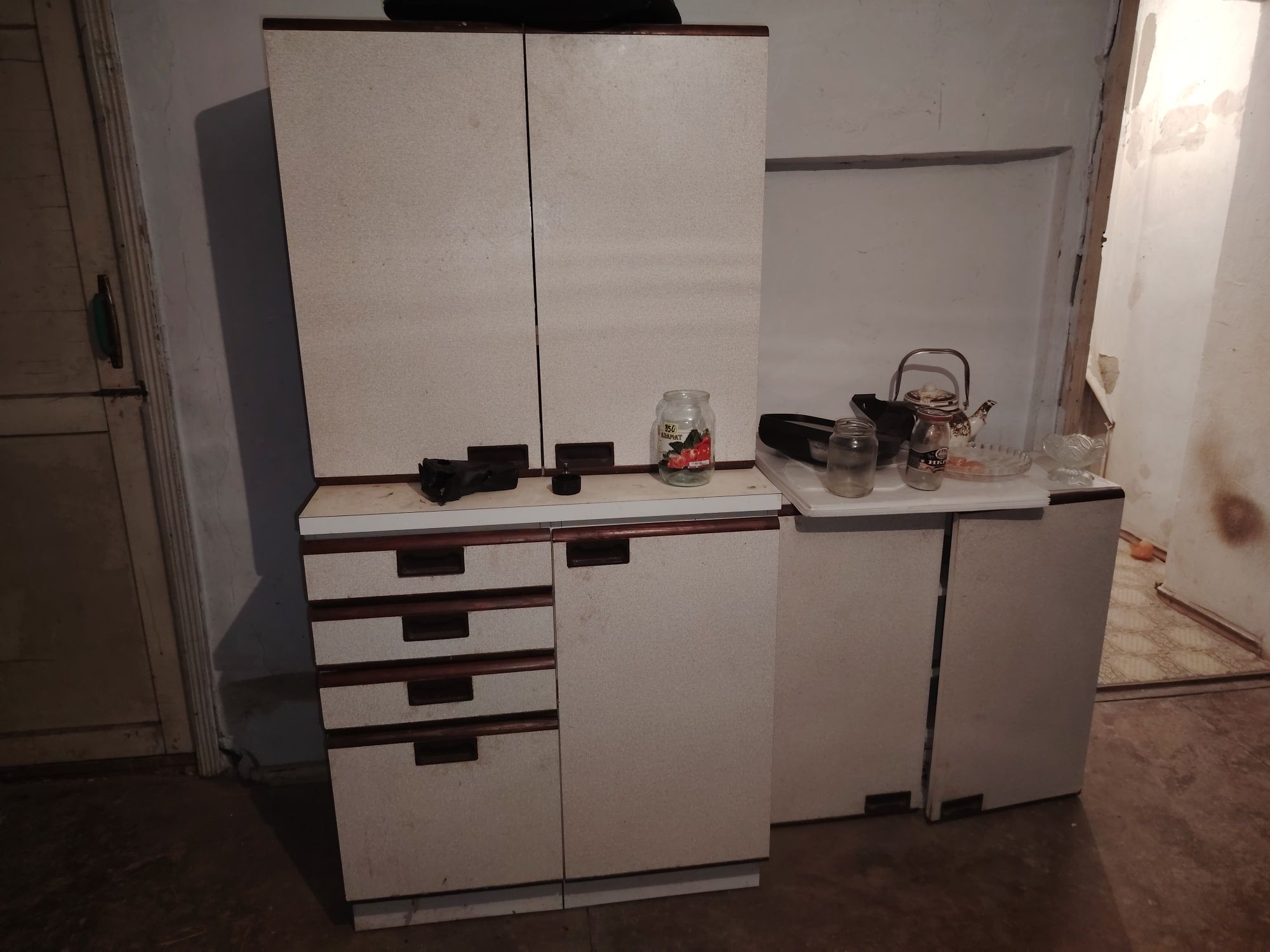 Продам шкаф советский, стенку, кух гарнитур