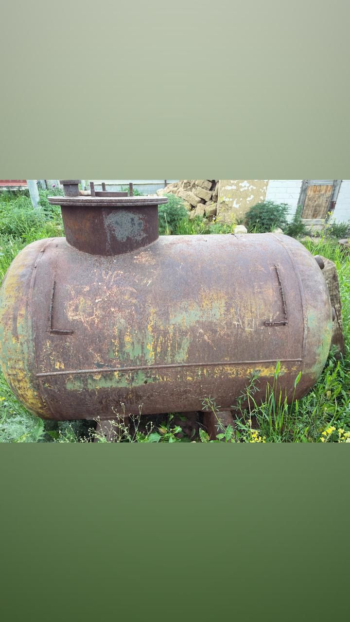 Металлический бочка для воды