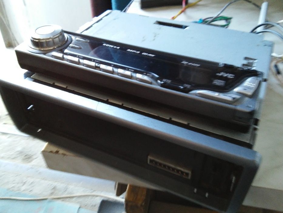 Автомагнитола JVC KD-G405 mp3 cd-rw wma