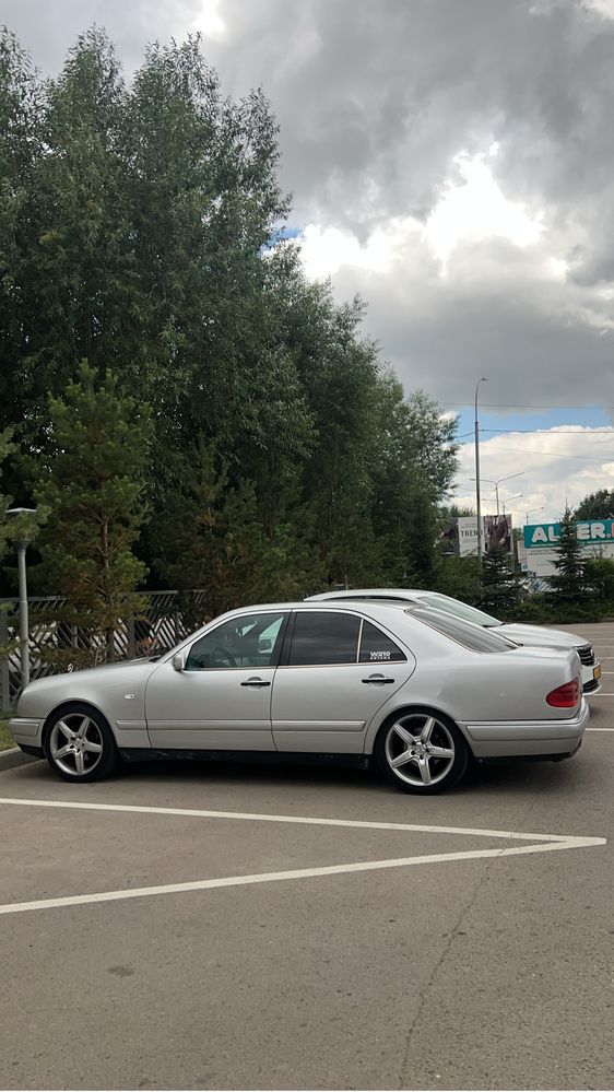 Диск R18 amg мерседес 5х112