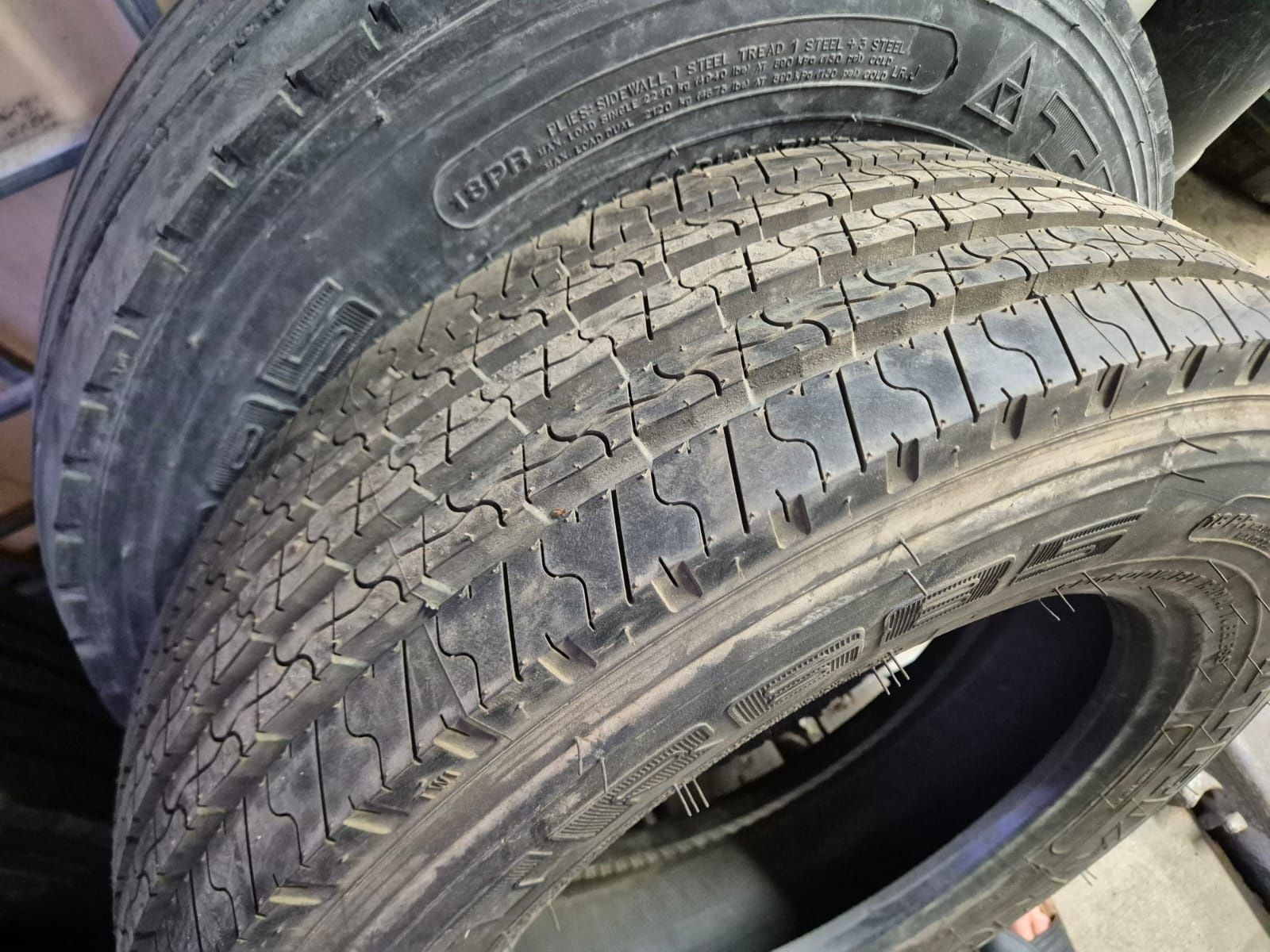 Продам резина TRIANGLE 215/75R17.5