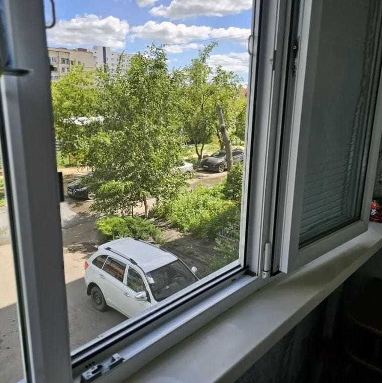 Продается 2-комнтная ЛЕНИНГРАДКА, Центр