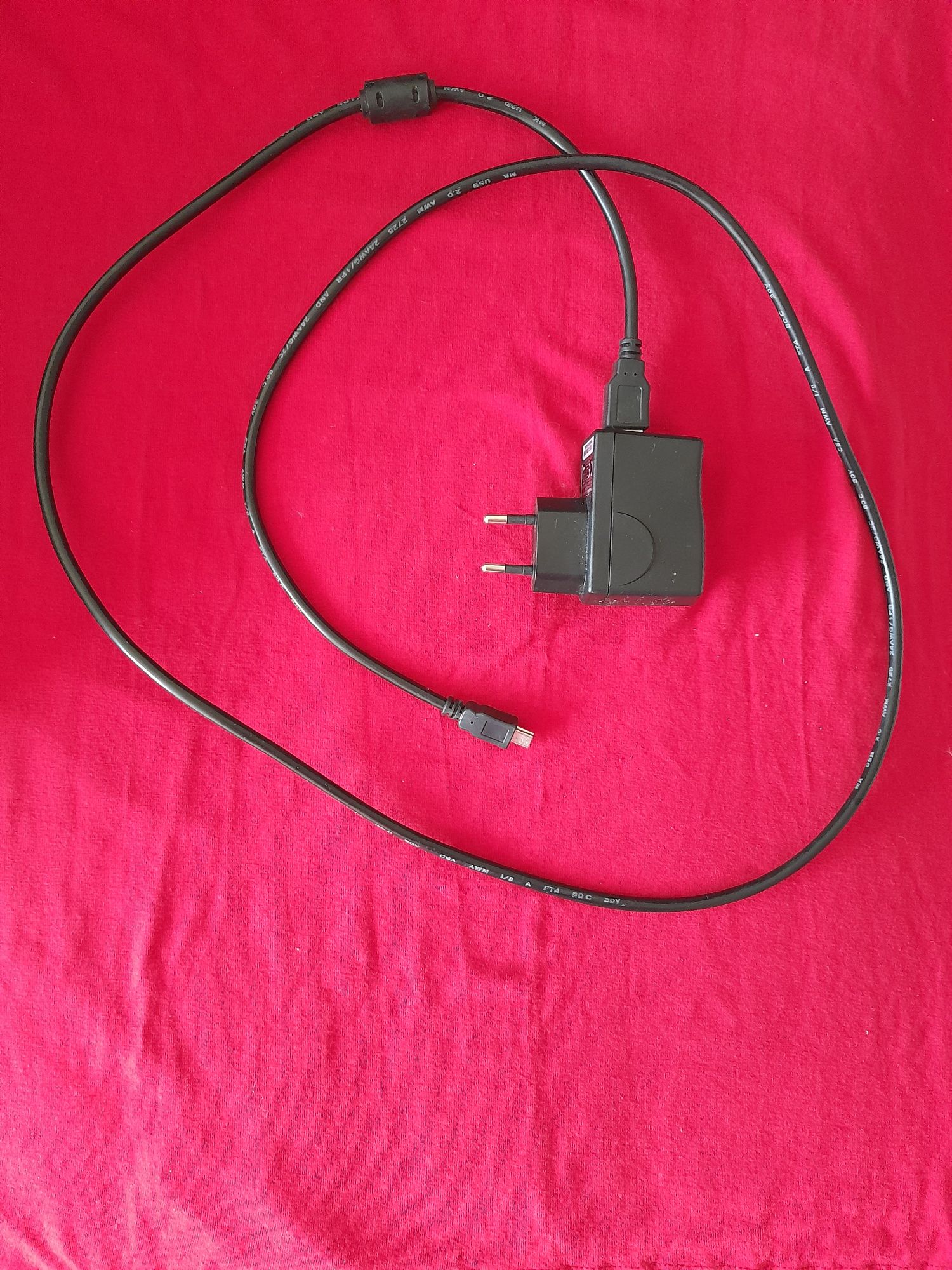 Срочно. USB/TFMP3 HI- FI SPEAKER. Работает 1шт