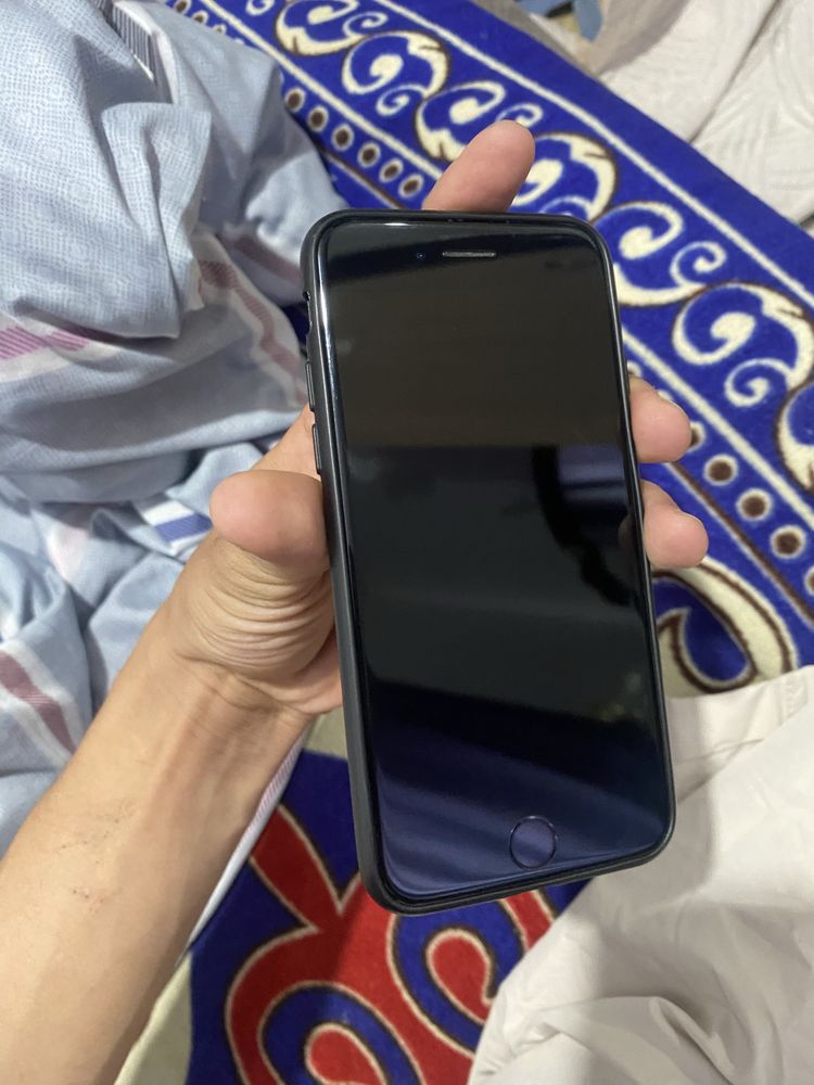 Iphone 7 с чехлом