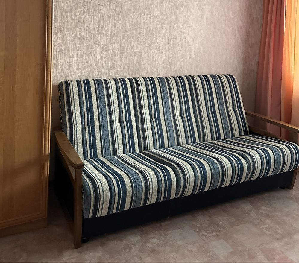 Продается диван!