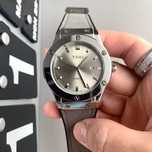 Продается часы YSHI Quartz
