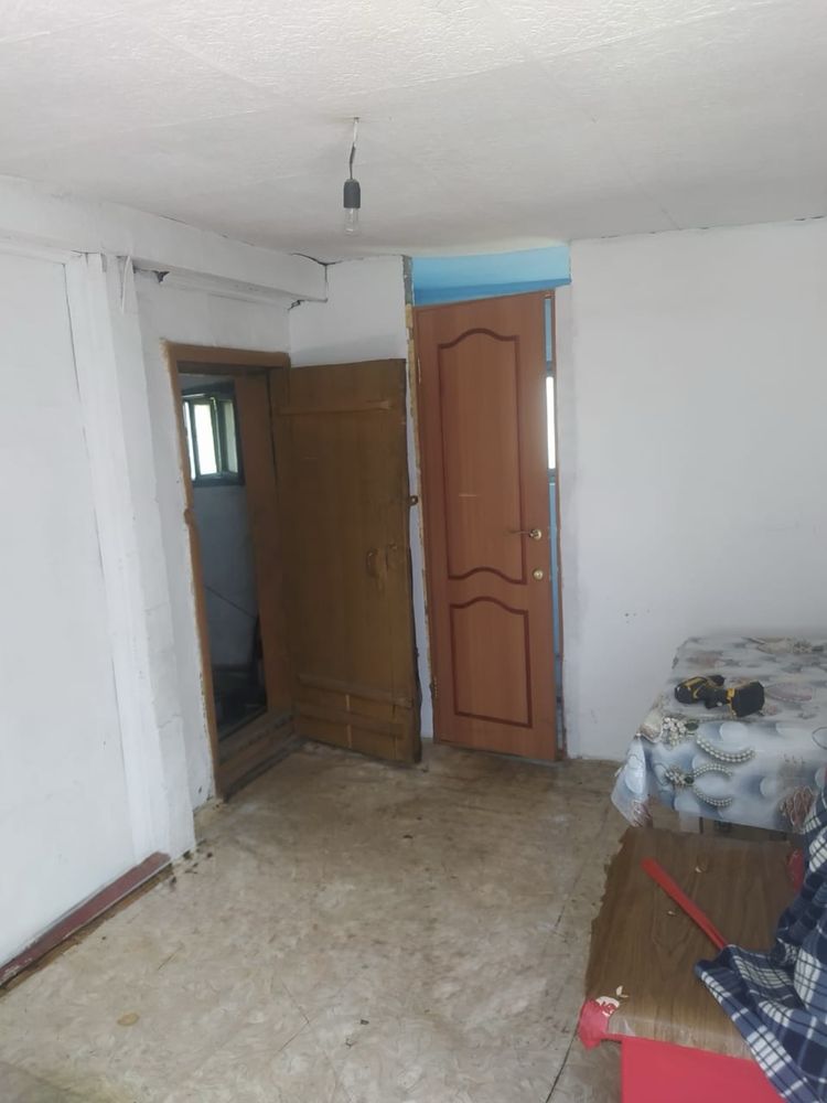 Жер үй 4-комнаталы 15сотка жер,бітпеген монша погреб,туалет үйде